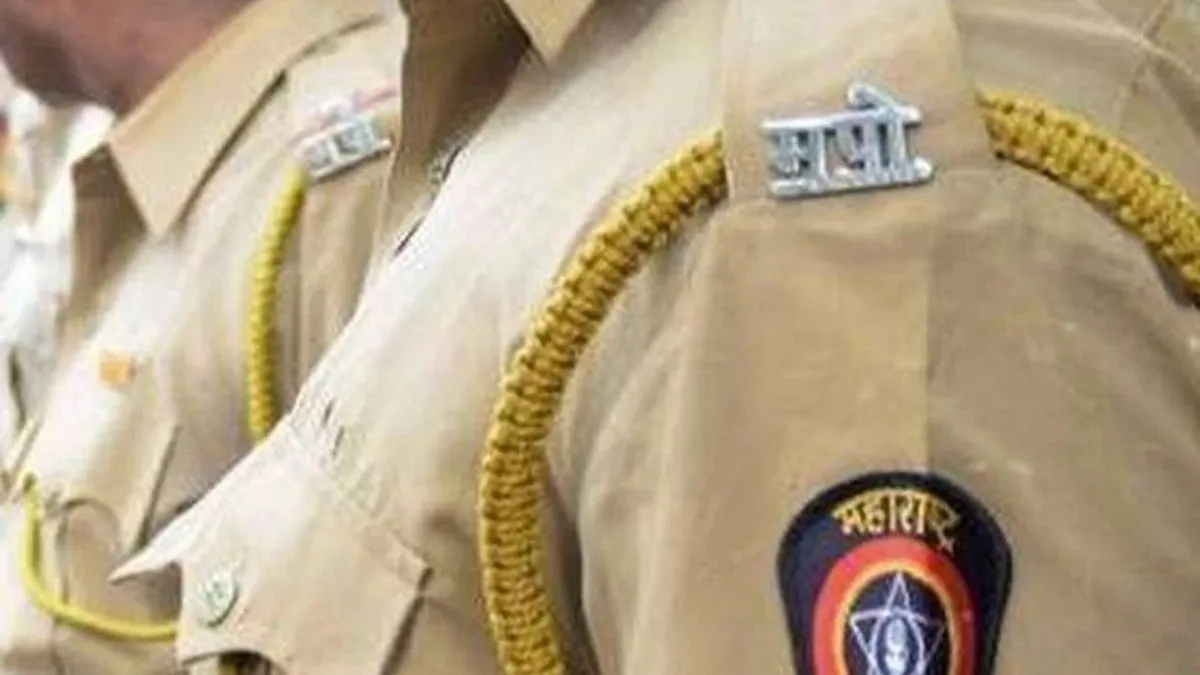 महाराष्ट्र पुलिस ने आरोपी को छोड़ा- India TV Hindi