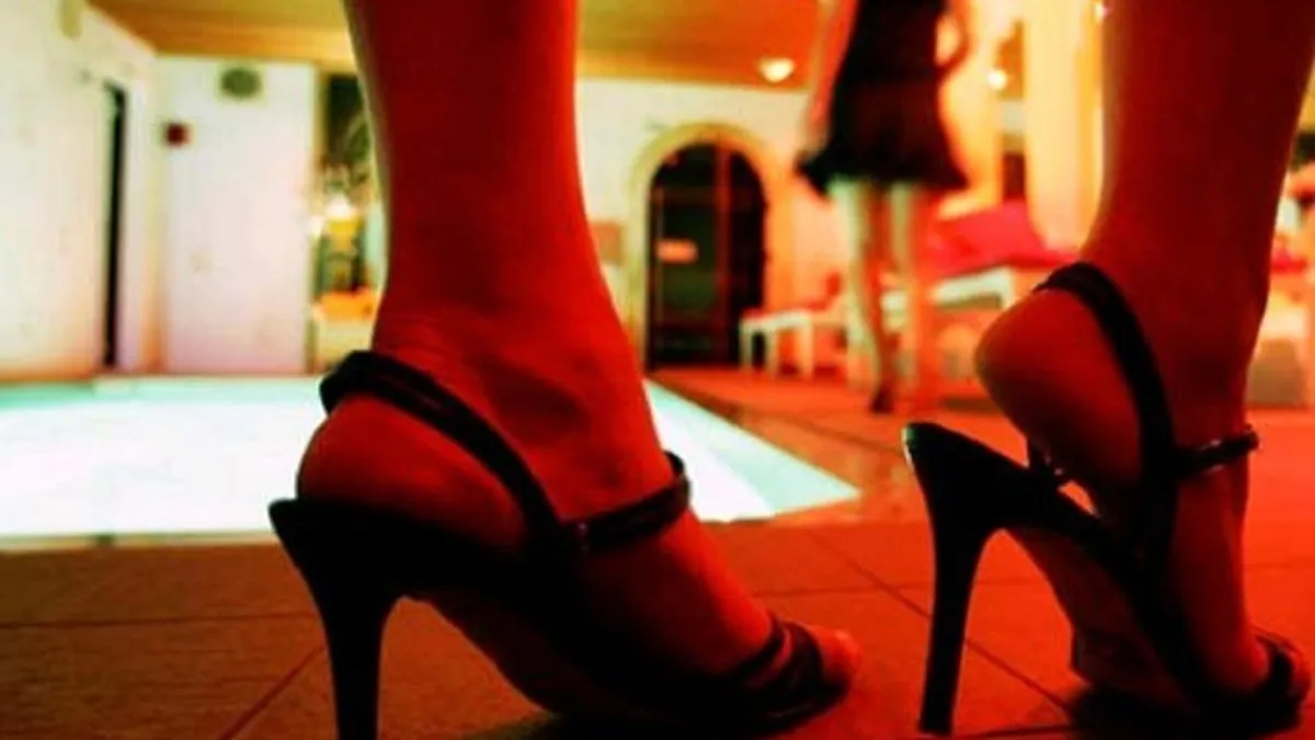 Uzbekistan girls doing Prostitution work in Delhi- India TV Hindi