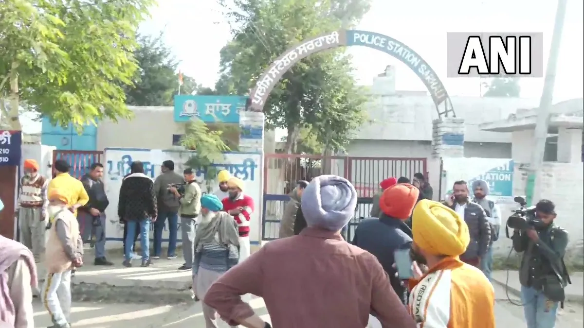 तरनतारन पुलिस स्टेशन पर ग्रेनेड हमला- India TV Hindi