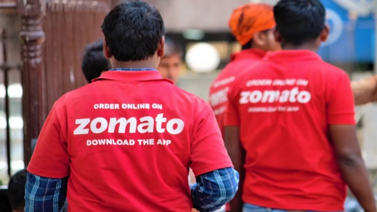 Zomato डिलीवरी ब्वॉयज का धरना प्रदर्शन- India TV Hindi