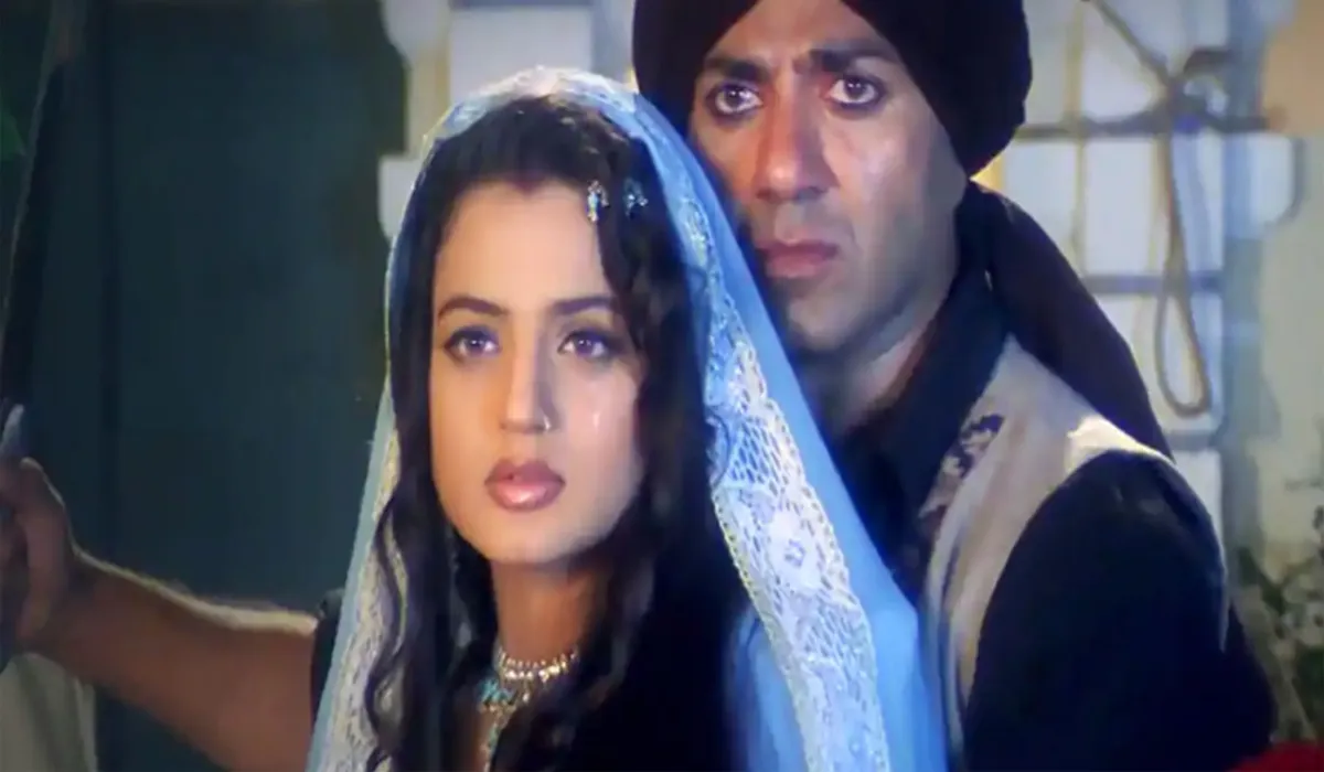 Gadar 2 sakina aka ameesha patel bold video viral- India TV Hindi