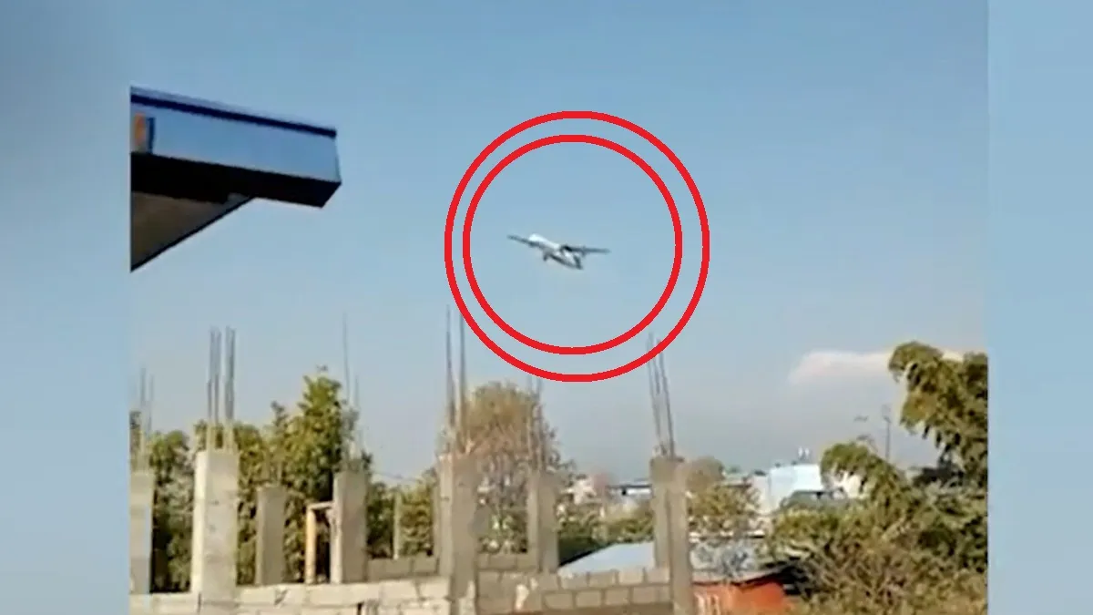 क्रैश से ठीक पहले का विमान का वीडियो आया सामने- India TV Hindi