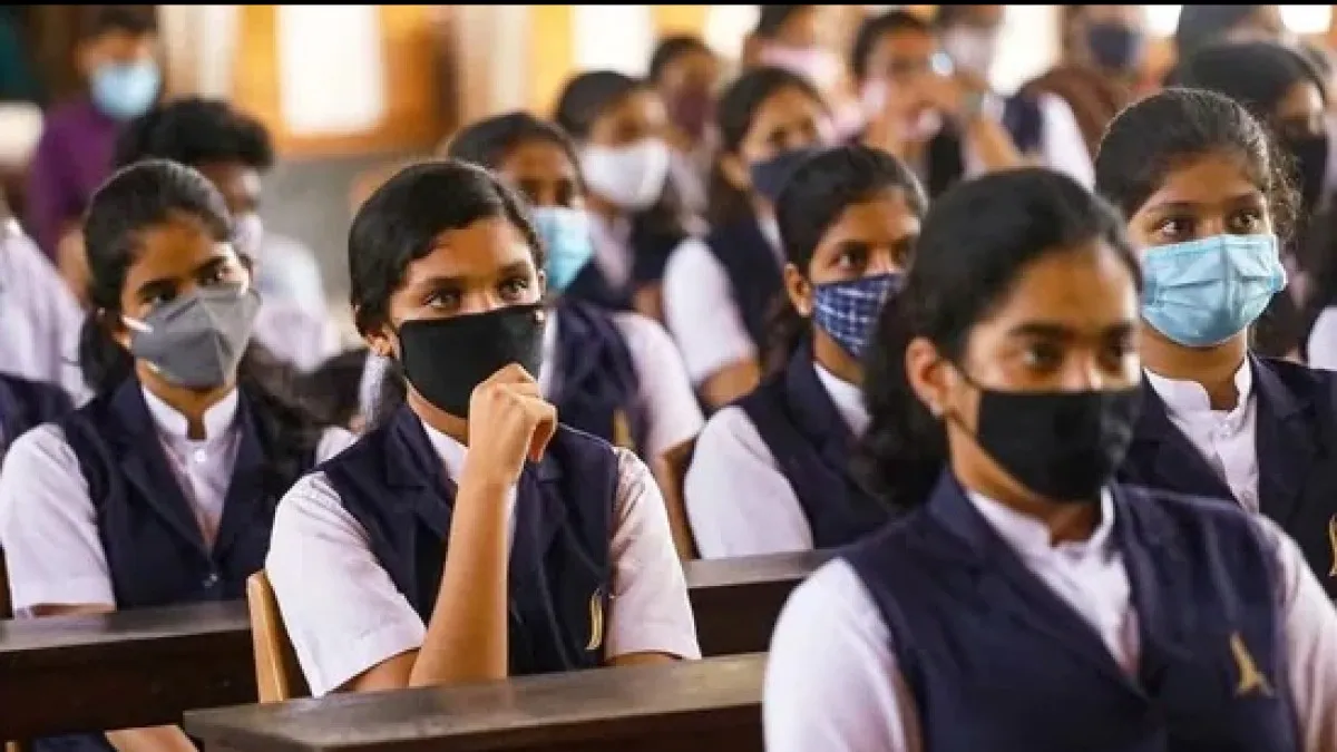 दिल्ली सरकार द्वारा सहायता प्राप्त स्कूलों में बदली शिक्षकों की भर्ती प्रक्रिया- India TV Hindi