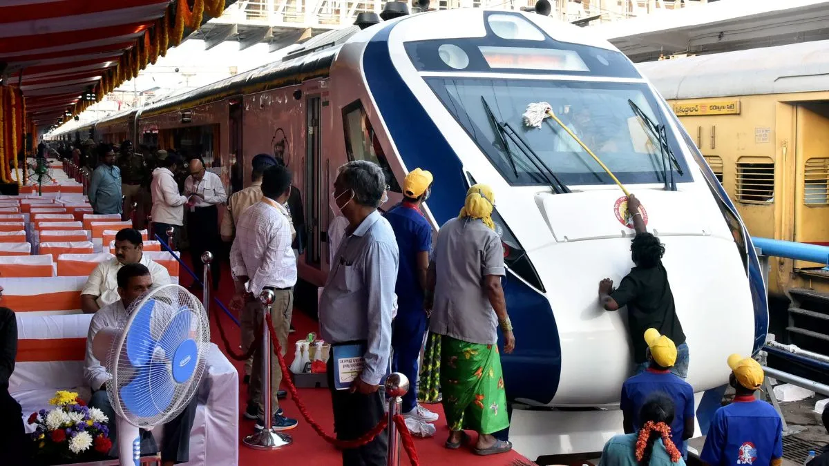 वंदे भारत ट्रेन...- India TV Hindi