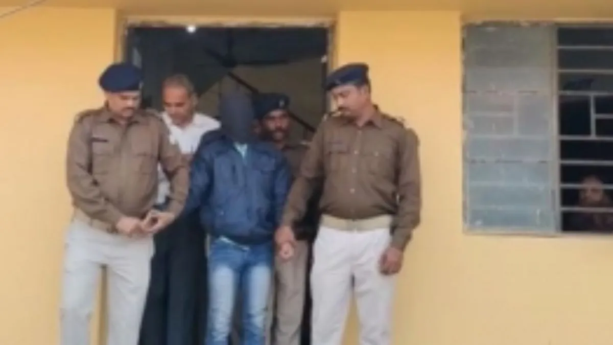 शव के 50 टुकड़े करने वाले को पुलिस ने किया गिरफ्तार - India TV Hindi