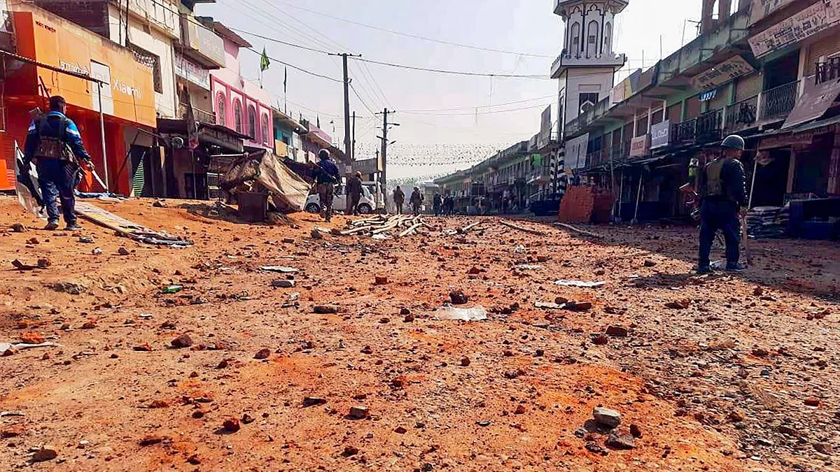 पलामू में दो गुटों के बीच हिंसा- India TV Hindi