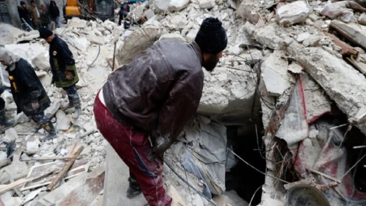 भूकंप के बाद तुर्की में बढ़ गई लूटपाट- India TV Hindi