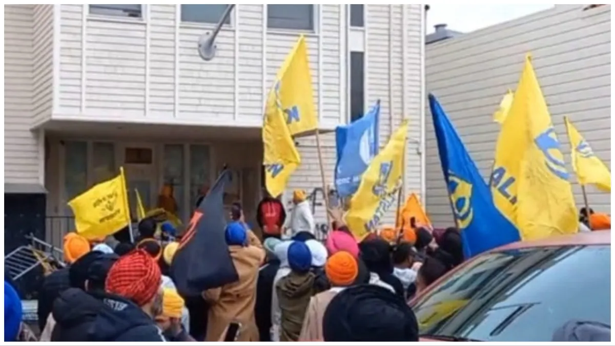  Khalistani SUupporters attack Indian consulate in America after britain vandalized a lot video vira- India TV Hindi