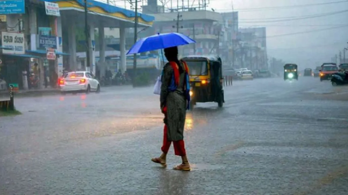 दिल्ली में बदलने वाला है मौसम, होगी जोरदार बारिश, जानिए दूसरे शहरों के मौसम का हाल- India TV Hindi