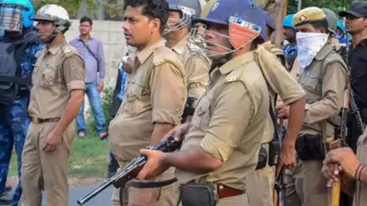 आगरा पुलिस पर फर्जी एनकाउंटर के आरोप- India TV Hindi