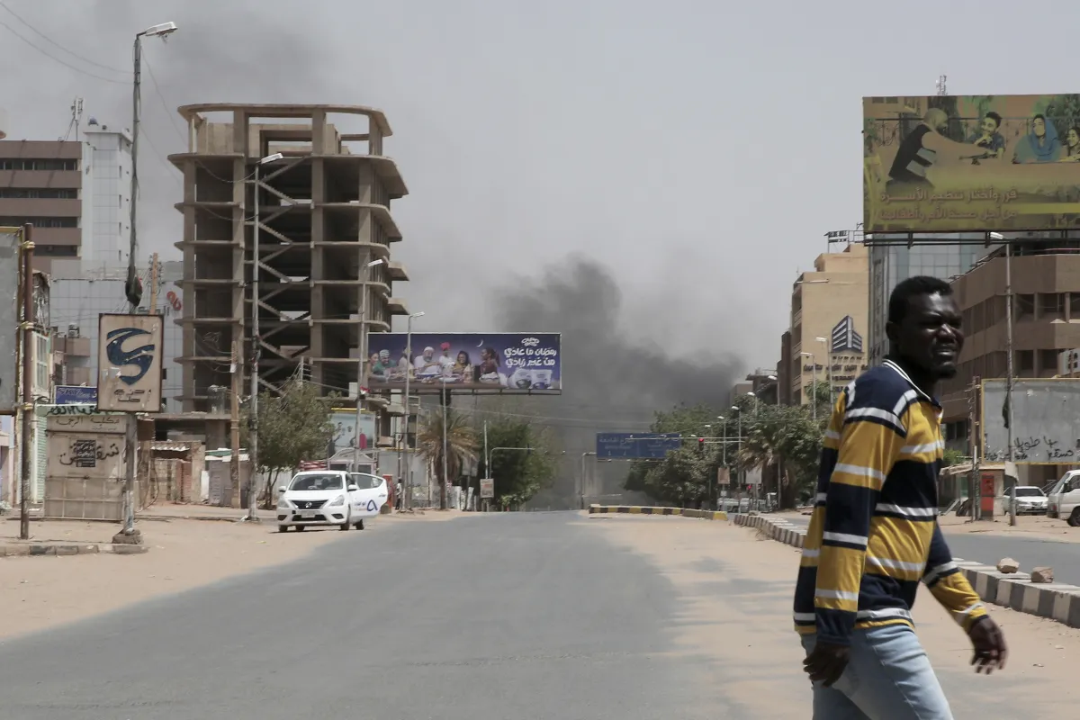  सूडान में हिंसा से सड़क पर पसरा सन्नाटा- India TV Hindi