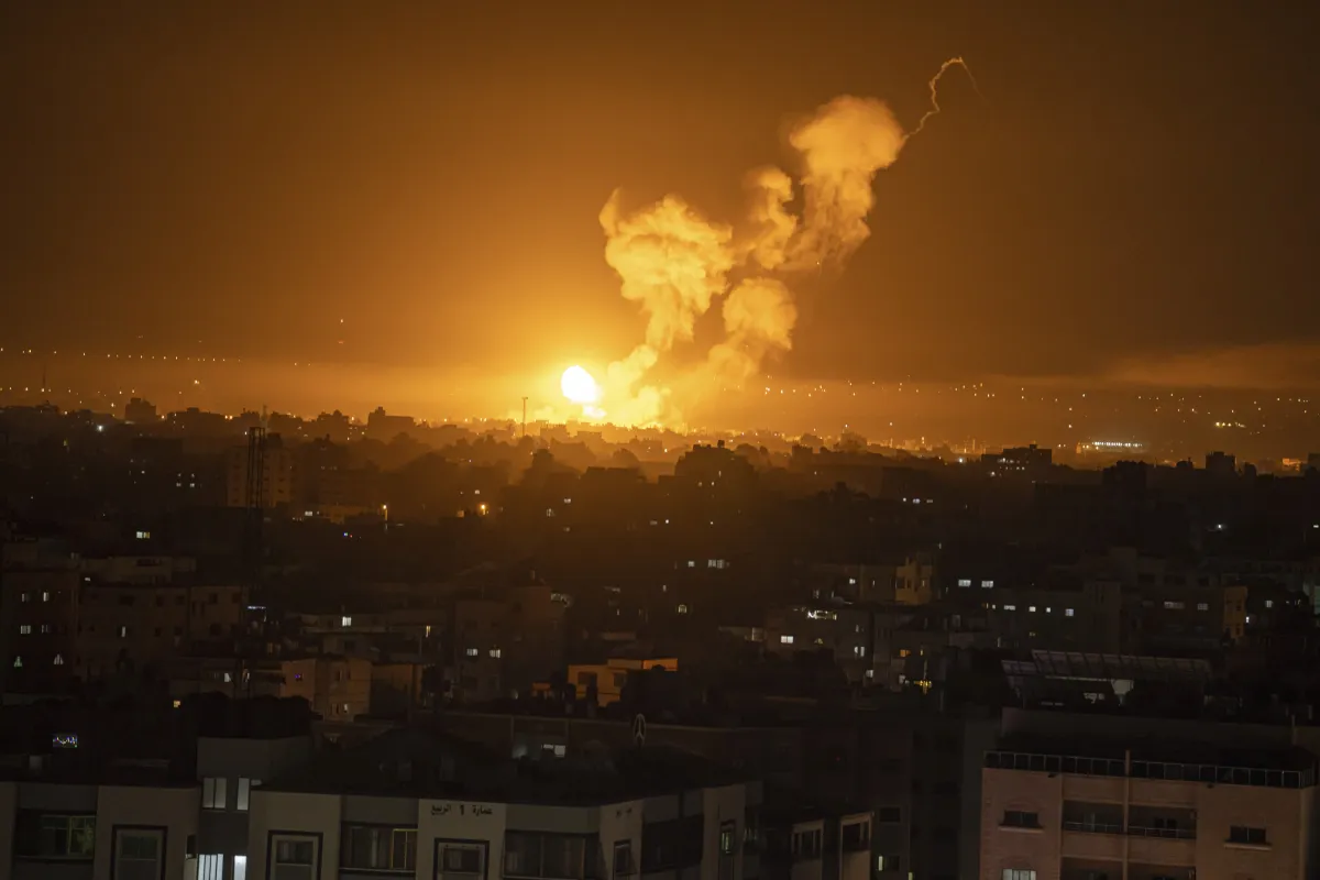 इजरायल हुआ खतरनाक, सीरिया से रॉकेट दागे जाने के बाद किया पलटवार, किए ताबड़तोड़ जवाबी हमले- India TV Hindi