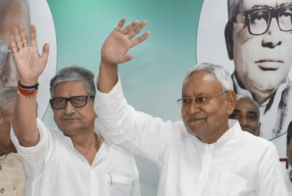 Bihar CM Nitish Kumar will meet Mamata banerjee and Akhilesh yadav what is the political significanc- India TV Hindi