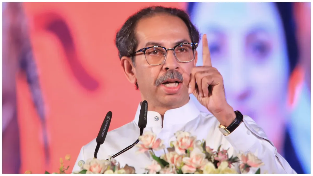 Uddhav Thackeray lashed out at BJP and Eknath Shinde in Jalgaon rally said BJP does not know what is- India TV Hindi