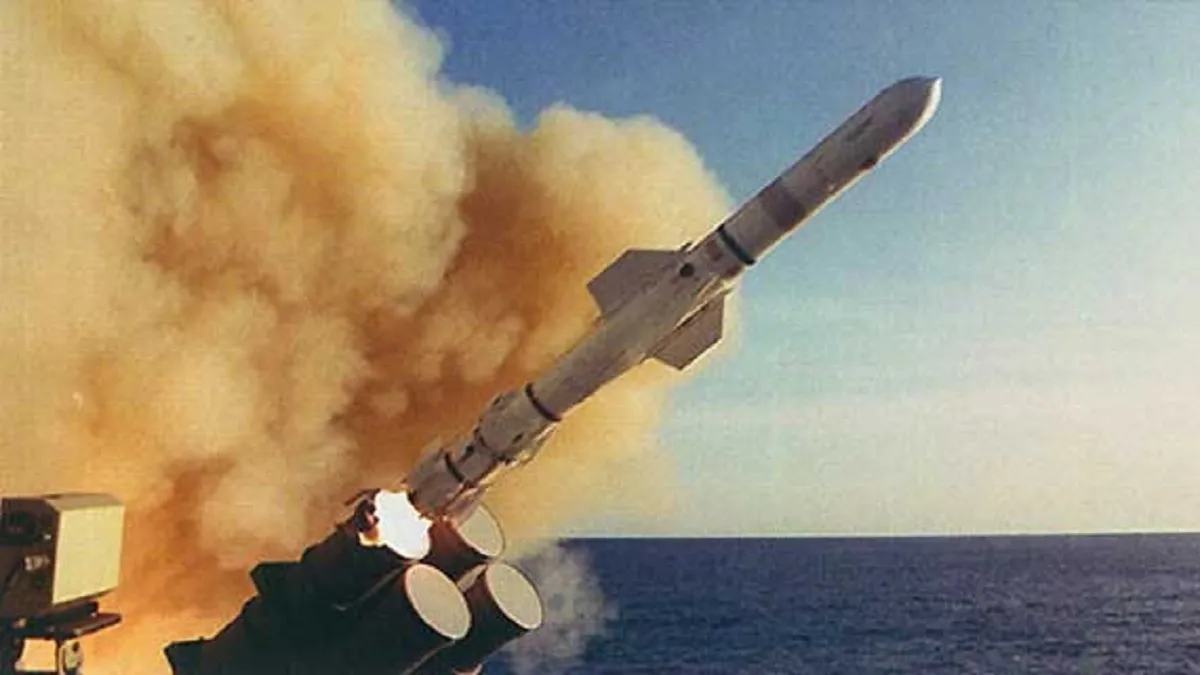 अमेरिका-रूस दोनों से खरीदेगा खतरनाक कैलिबर क्रूज और हार्पून मिसाइलें- India TV Hindi