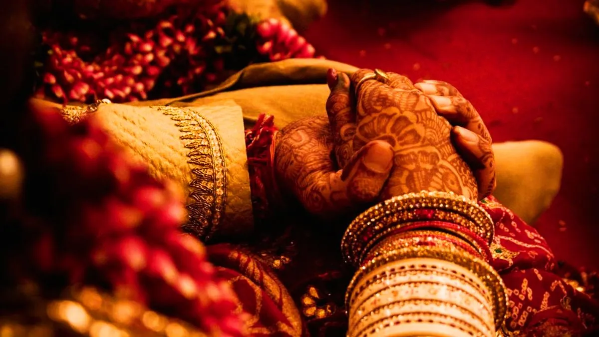 शादी में मारपीट हुई - India TV Hindi
