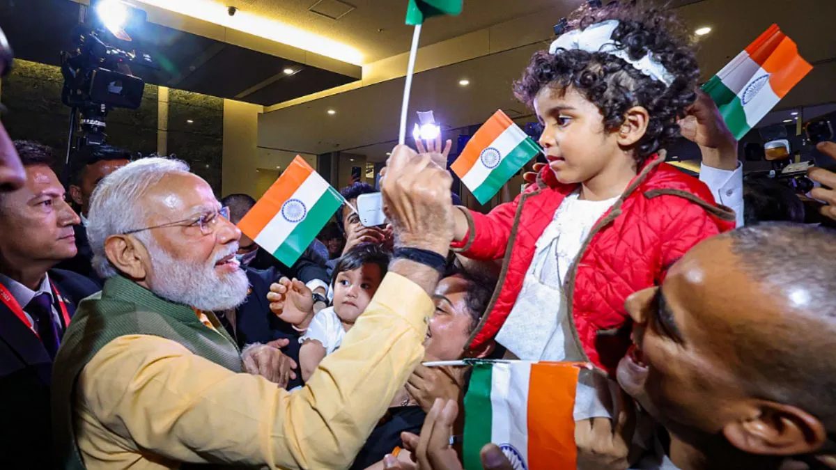 प्रवासी भारतीयों द्वारा प्रधानमंत्री नरेंद्र मोदी का किया गया स्वागत - India TV Hindi