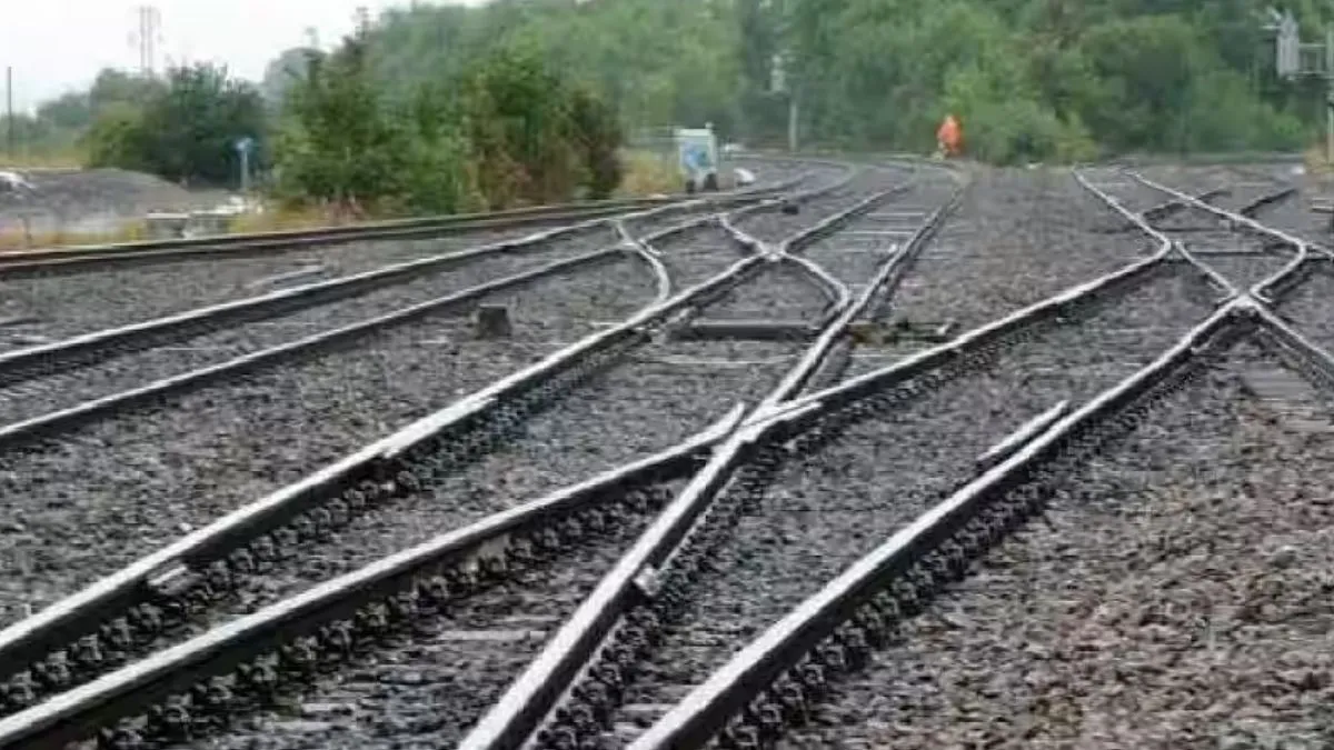 Indian railway, railway, train, railway tracks, railway track metal, railway tracks - India TV Hindi