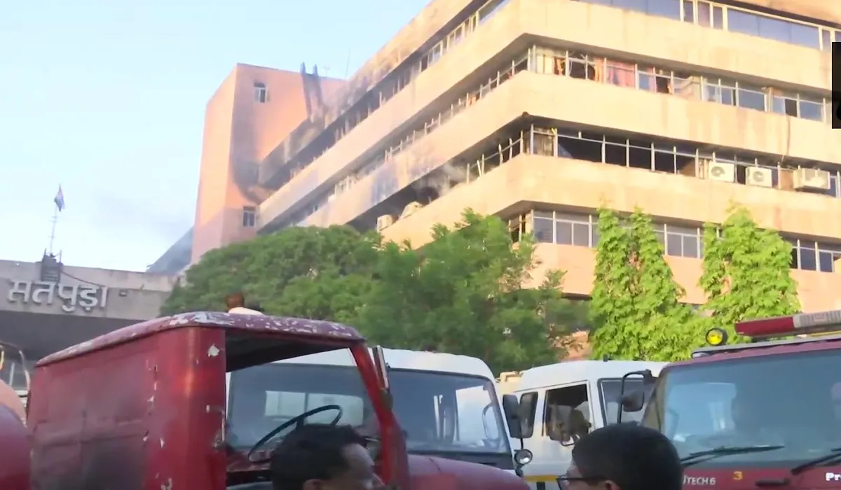 सतपुड़ा भवन में लगी आग पर काबू पाया गया- India TV Hindi