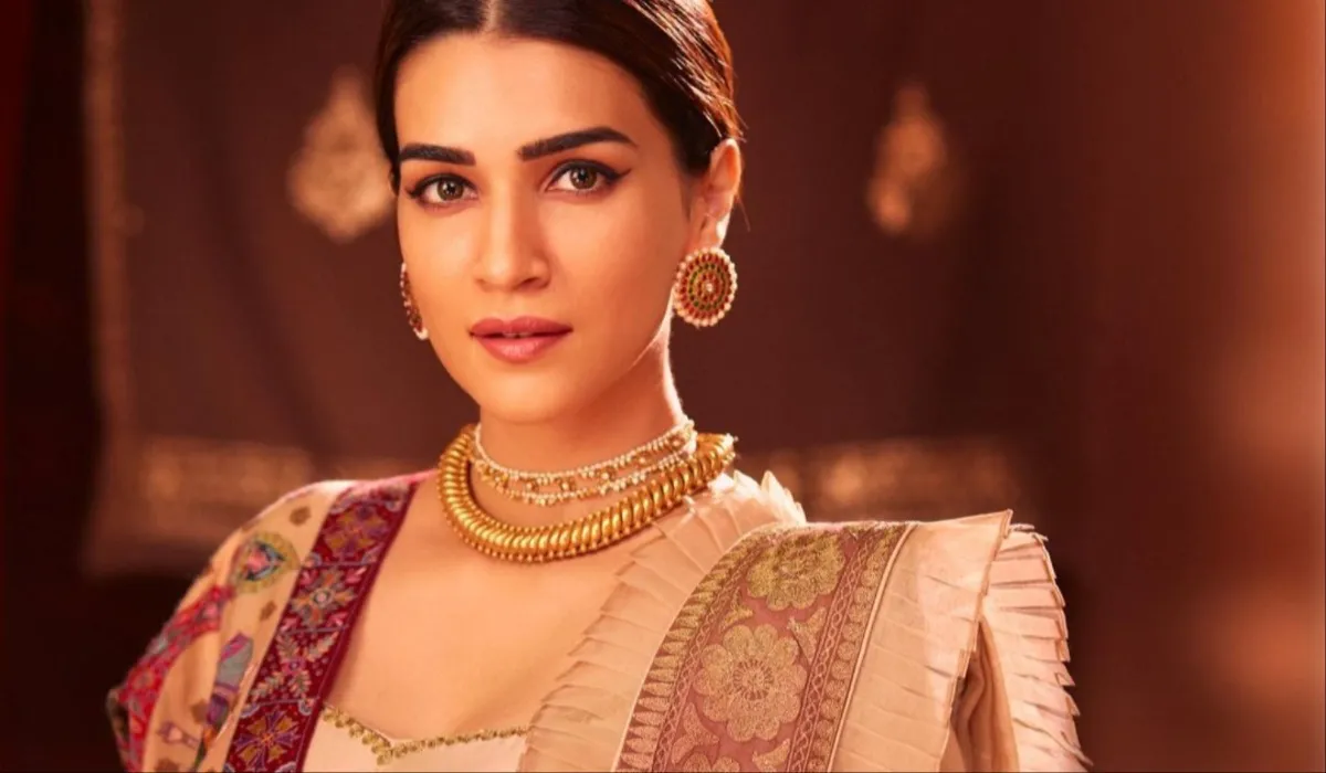 Kriti Sanon shares video amid controversy over adipurush shares videos from theaters for trollers- India TV Hindi