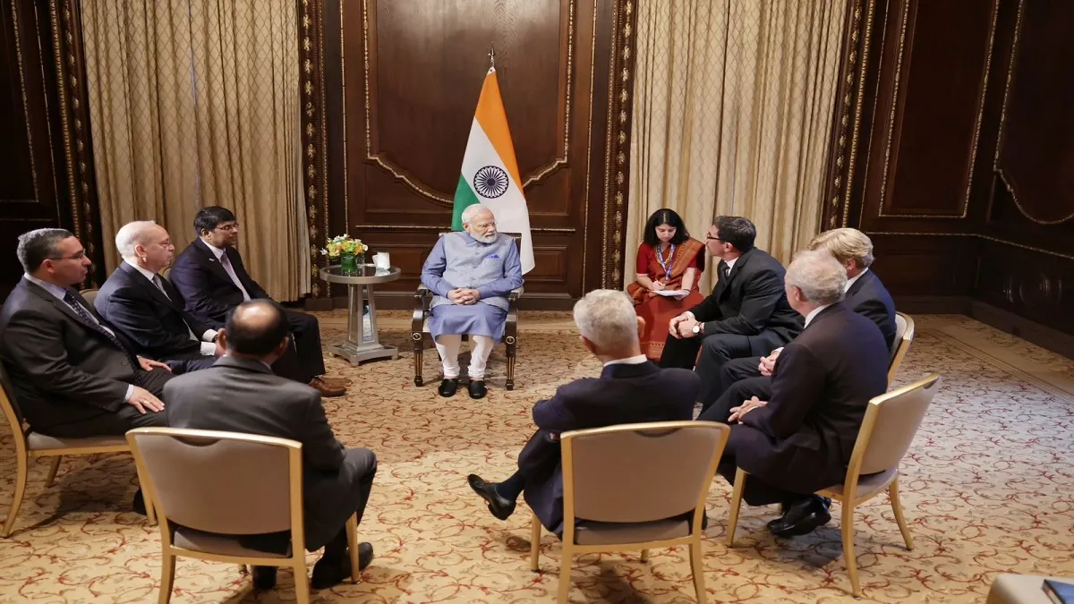 पीएम मोदी ने विशेषज्ञों के साथ आतंकवाद, रणनीतिक मामलों पर की चर्चा, आज शाम यूएन के योगा सत्र में लें- India TV Hindi