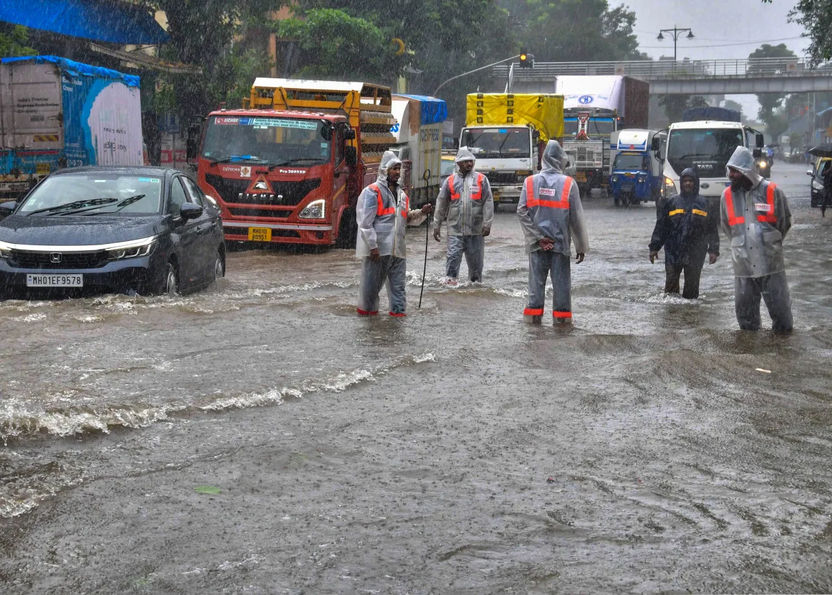मुंबई में बारिश- India TV Hindi