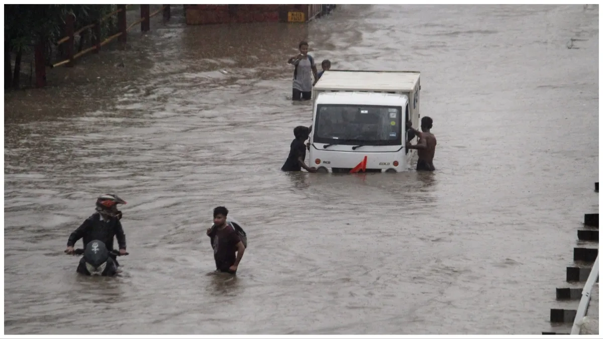 weather forecast imd alert for heavy rainfall in these states orange alert issued for raigarh- India TV Hindi