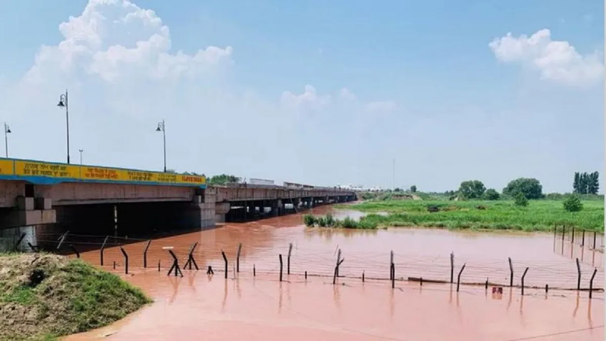 kartarpur corridor flood- India TV Hindi