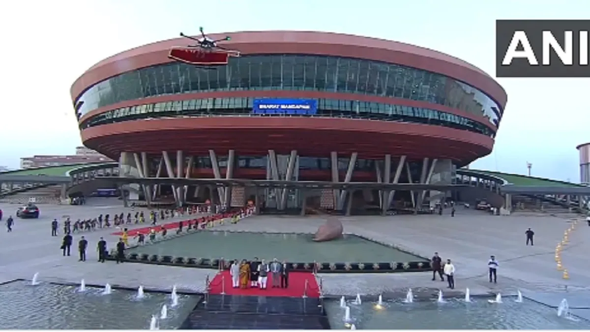 PM Modi inaugurates ITPO complex- India TV Hindi