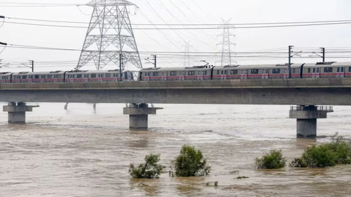delhi flood, yamuna river, yamuna river flood, arvind kejriwal, yamuna river, delhi- India TV Hindi