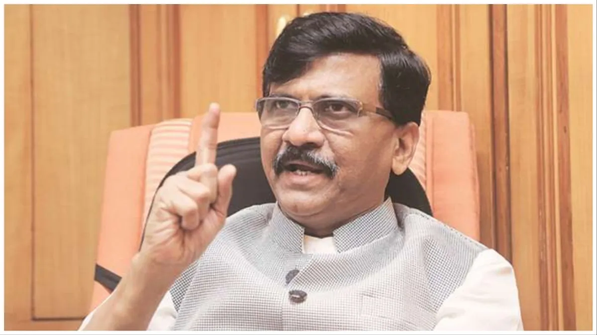 Sanjay Raut targeted Devendra Fadnavis said BJP Shiv Sena alliance broken due to 1 seat- India TV Hindi