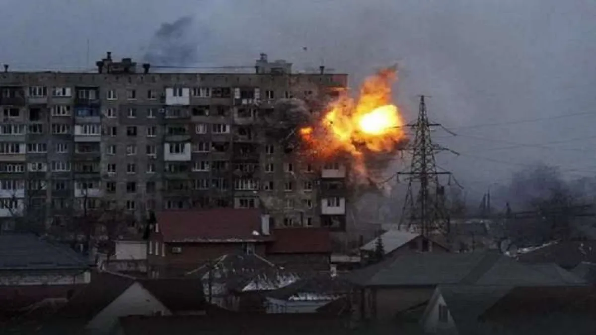 जंग में पलटने लगी बाजी! यूक्रेन ने मॉस्को में क​मर्शियल बिल्डिंग पर किया हमला, तीन दिन में दूसरा ड्र- India TV Hindi