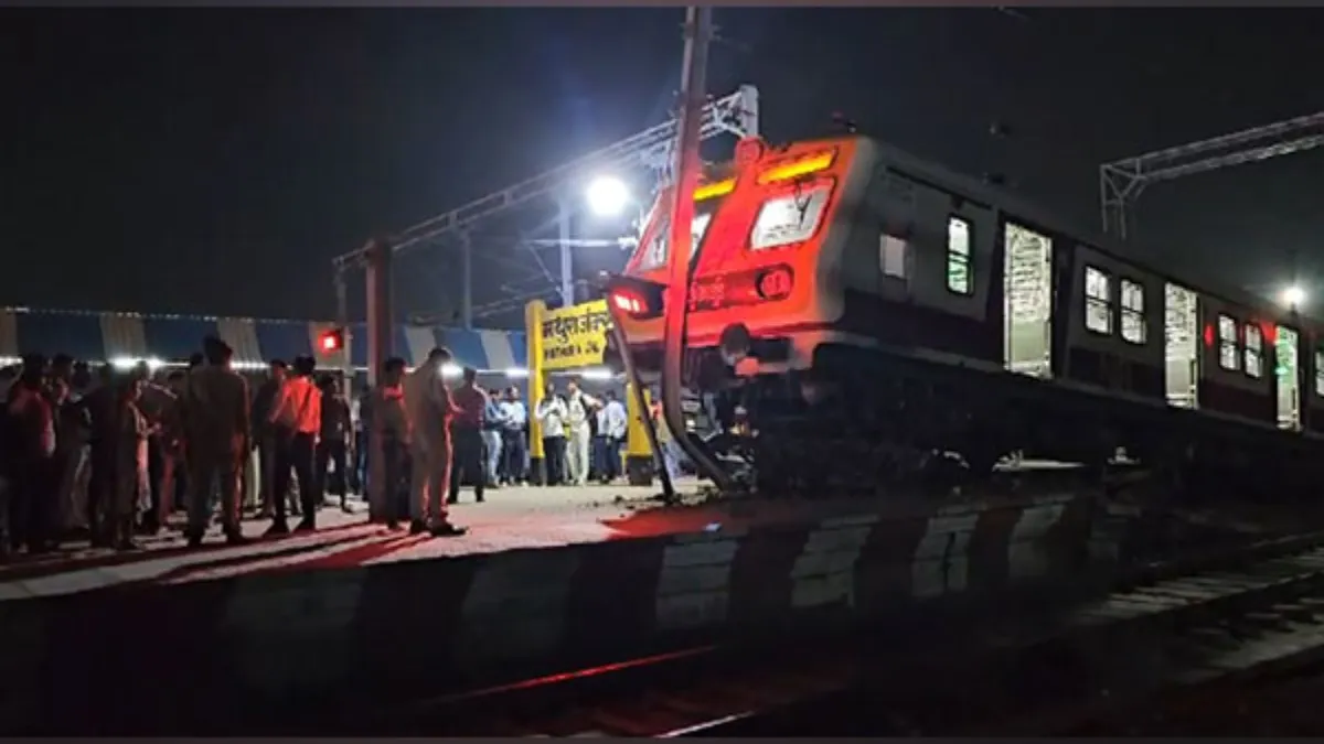 ट्रेन हादसा।- India TV Hindi