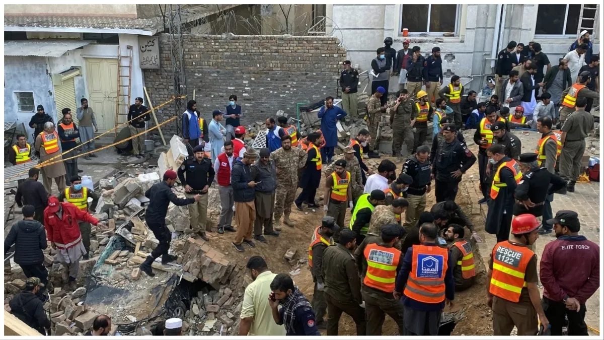 pakistan bomb blast near mastung in balochistan near a mosque during  Eid Miladun Nabi many people d- India TV Hindi