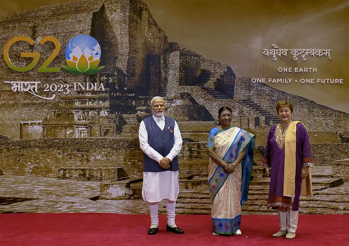राष्ट्रपति और पीएम मोदी ने मेहमानों का किया स्वागत- India TV Hindi