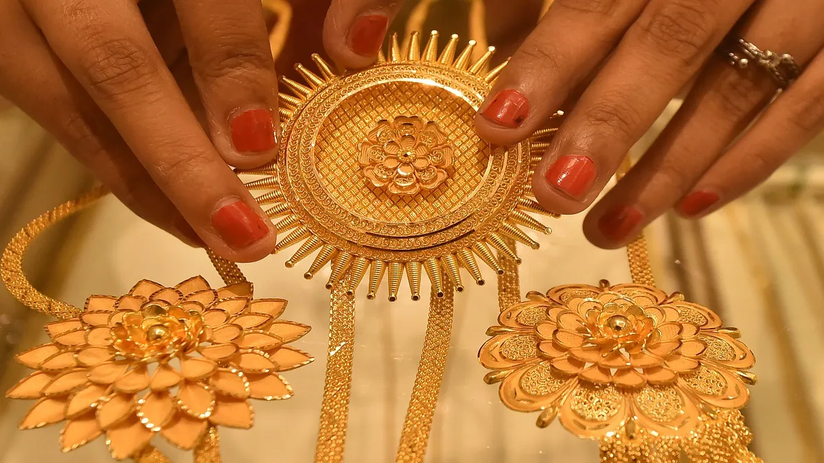 gold jewelery- India TV Paisa