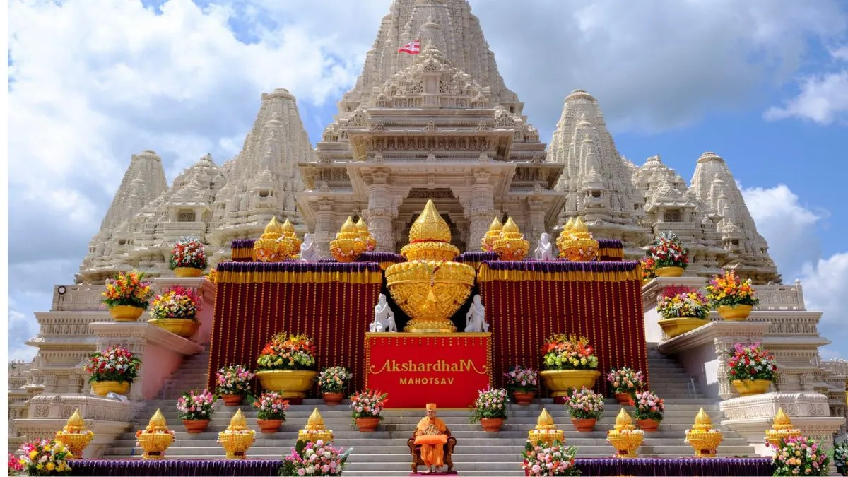 अमेरिका: न्यूजर्सी के स्वामीनारायण मंदिर अक्षरधाम में आयोजित हुआ कलशपूजन समारोह- India TV Hindi