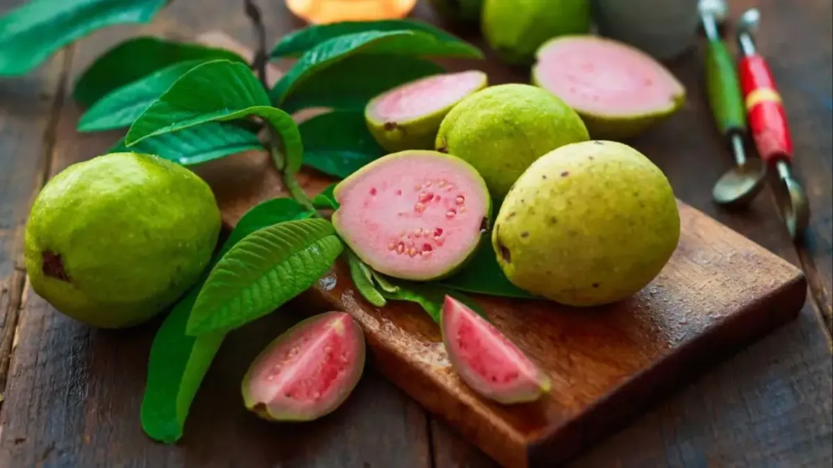  guava for high bp - India TV Hindi