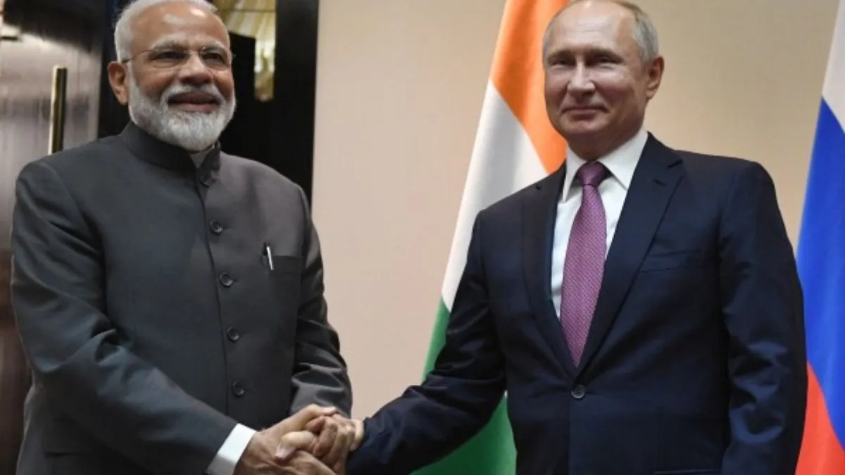 पीएम मोदी और रूसी राष्ट्रपति पुतिन (फाइल)- India TV Hindi