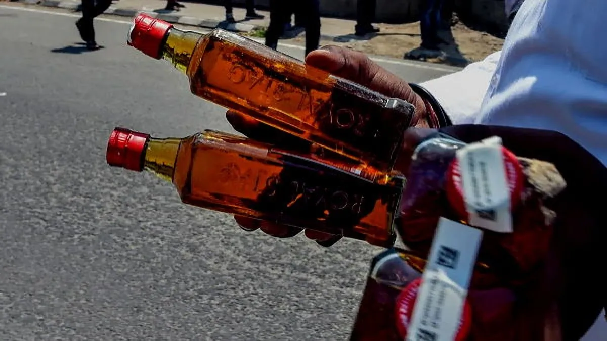 illicit liquor - India TV Hindi