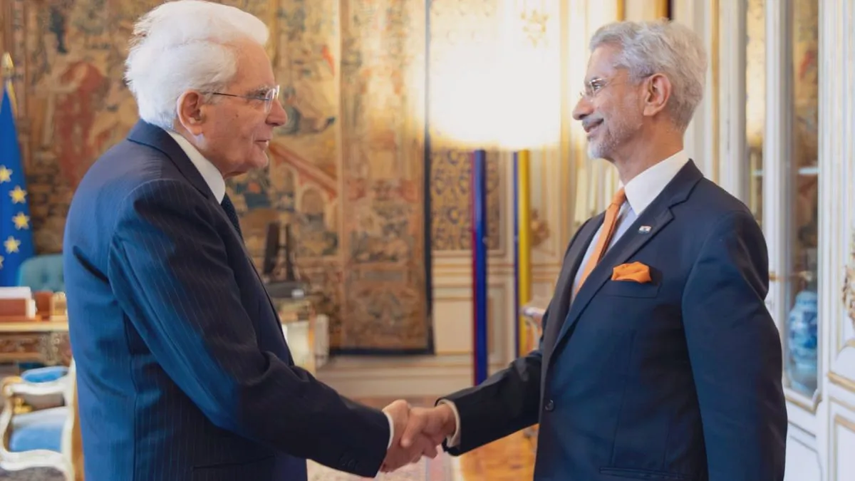 इटली के राष्ट्रपति सर्जियो मैतरेला से मिले विदेश मंत्री एस जयशंकर।- India TV Hindi