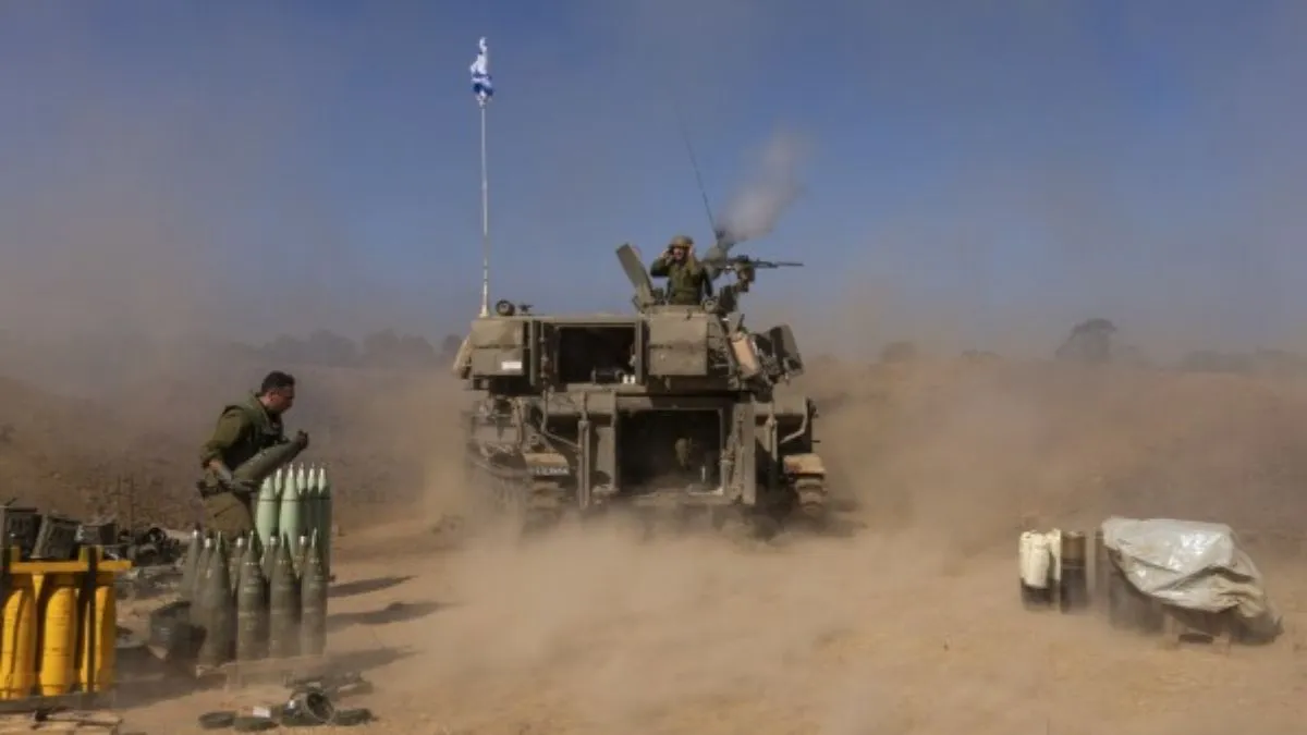 गाजा के अंदरूनी इलाकों में इजरायली सेना। - India TV Hindi