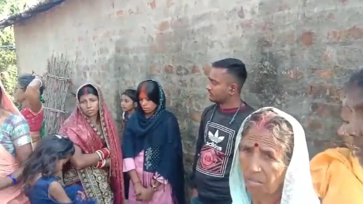 ग्रामीणों ने प्रेमी-प्रेमिका की कराई शादी- India TV Hindi