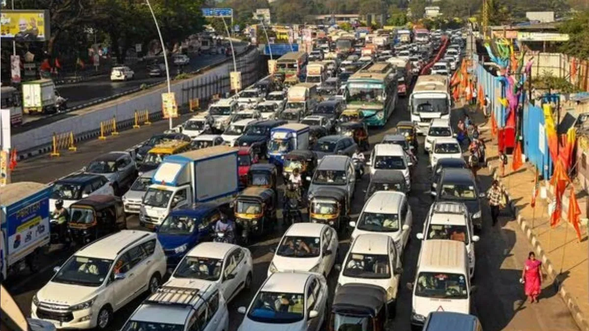 मुंबई पुलिस ने ट्रैफिक एडवाइजरी जारी की है- India TV Hindi