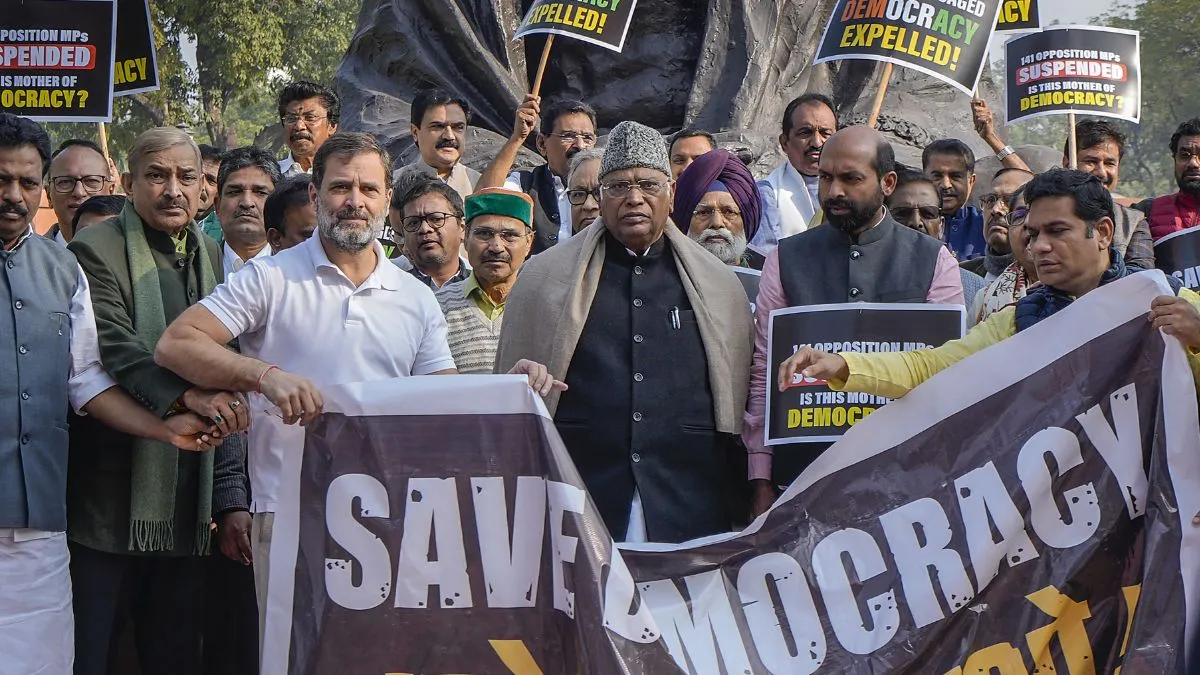 opposition protest, parliament- India TV Hindi