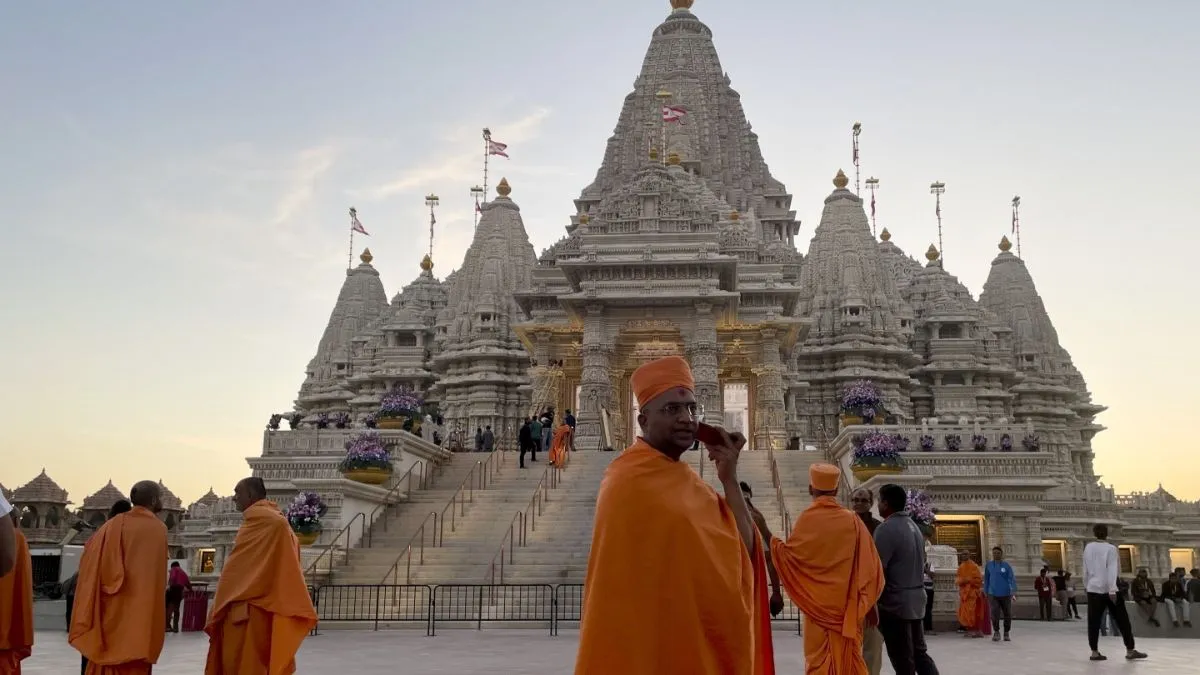 अमेरिका में बना भव्य हिंदू मंदिर। - India TV Hindi