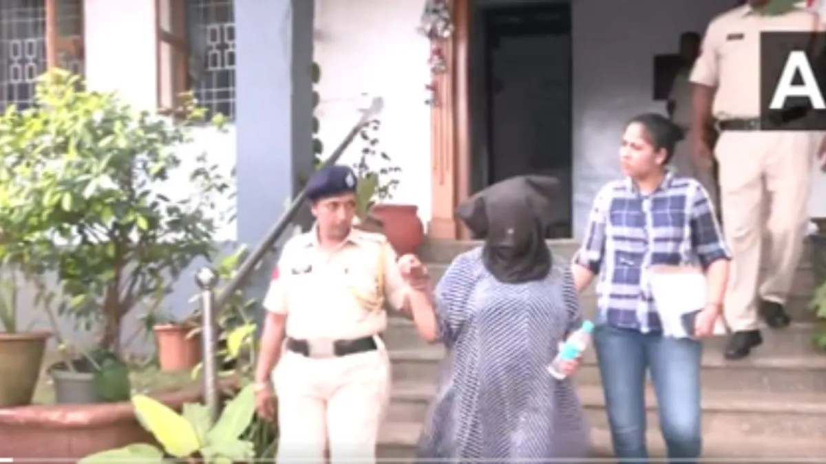 बेटे की हत्या की आरोपी महिला- India TV Hindi