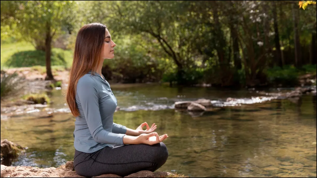 humming meditation- India TV Hindi