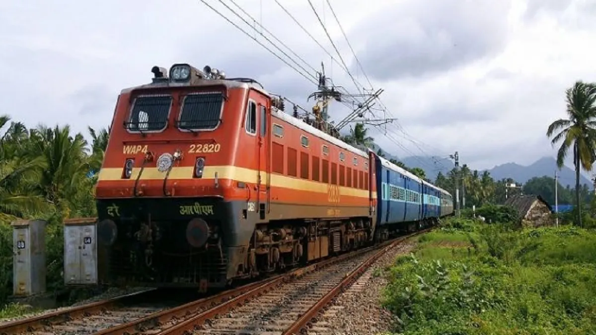 Train Late- India TV Hindi