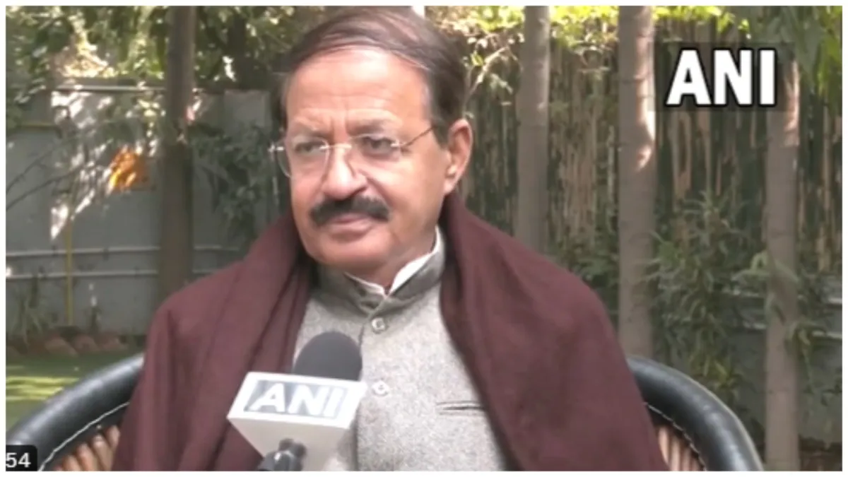 Rashid Alvi gave statement on Milind Deora's resignation said youth are leaving the party this will - India TV Hindi